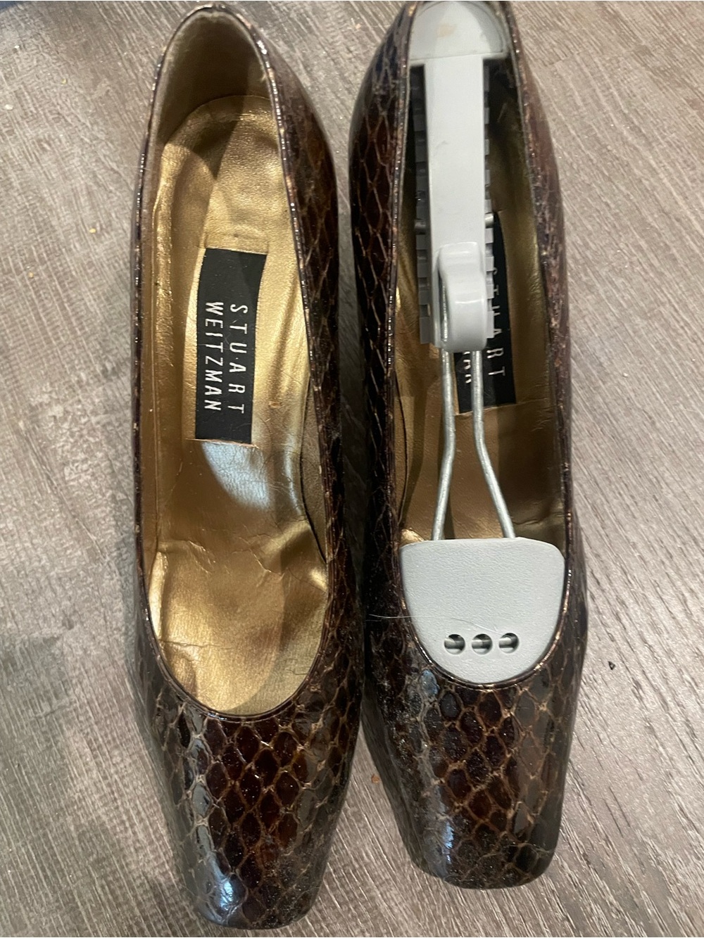 Stuart Weitzman Dark Brown Croc-Embossed Leather Flats